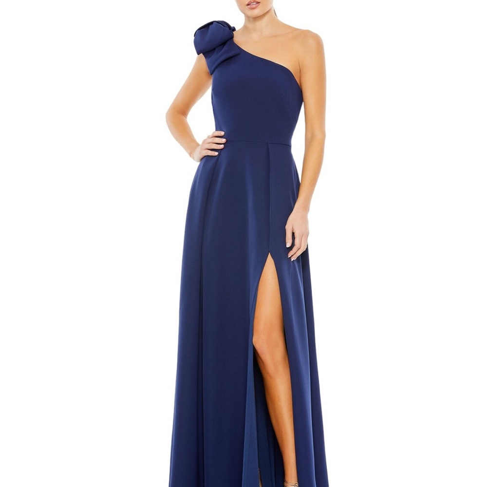 Mac Duggal One-Shoulder Navy Maxi Gown with Bow and High Slit
